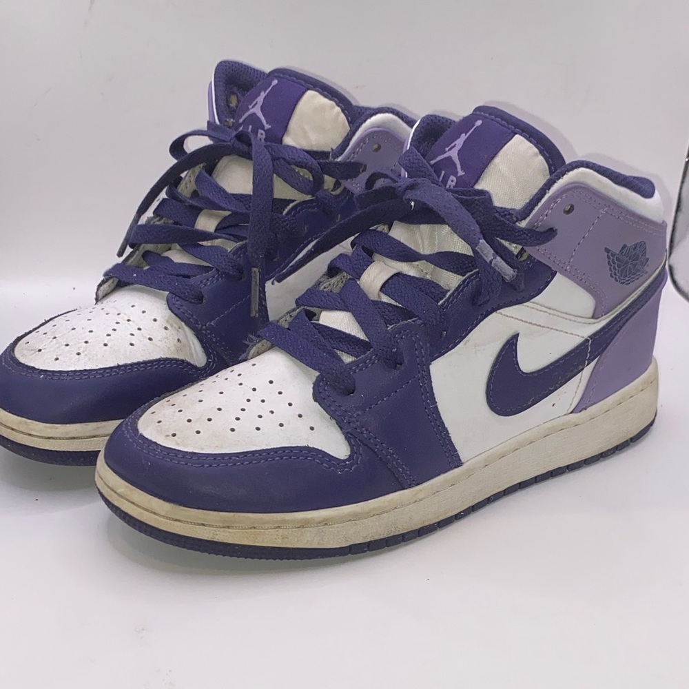 Nike Kids Purple and White High-Top Sneakers